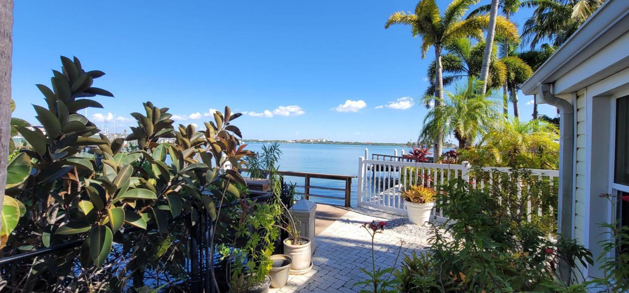 Coconut Paradise St. Pete Beach Εξωτερικό φωτογραφία